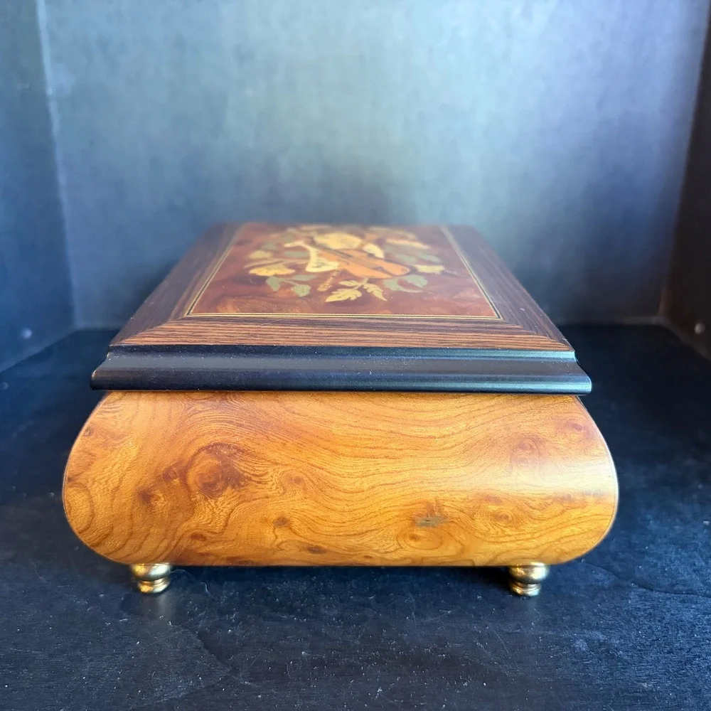 Unbranded vintage italian